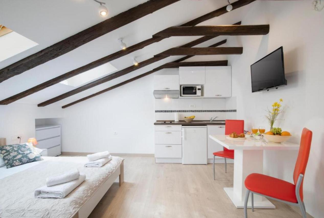 Central Apartments * Pula
