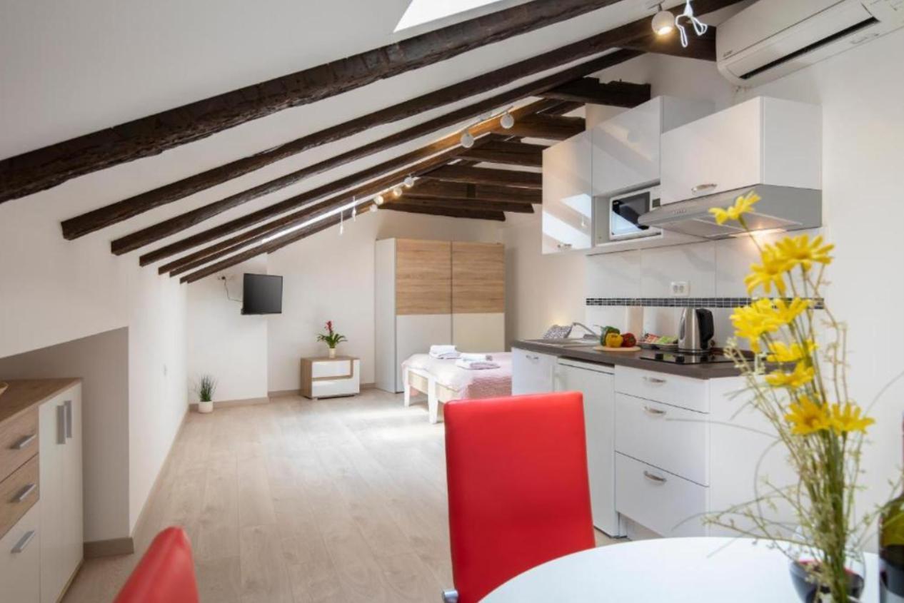 Central Apartments * Pula